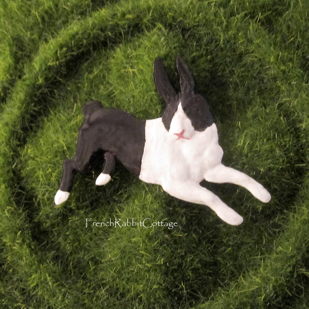 Dutch Rabbit Pin ( Bunny Brooch )