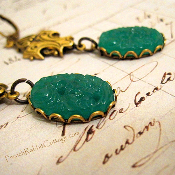 Jade Green Art Deco Fleur De Lis Dangle Earrings